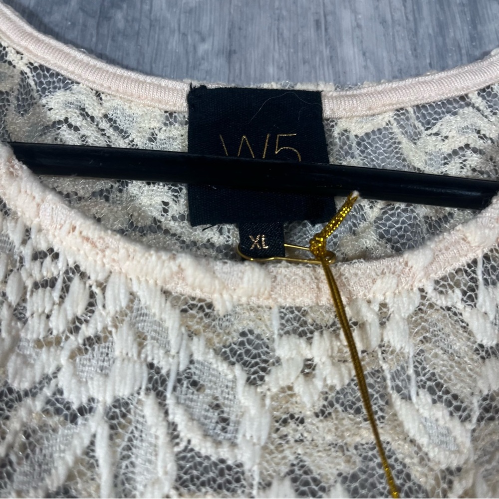 W5 Ivory Cream White Lace Blouse Top; XL; NEW - Picture 3 of 8